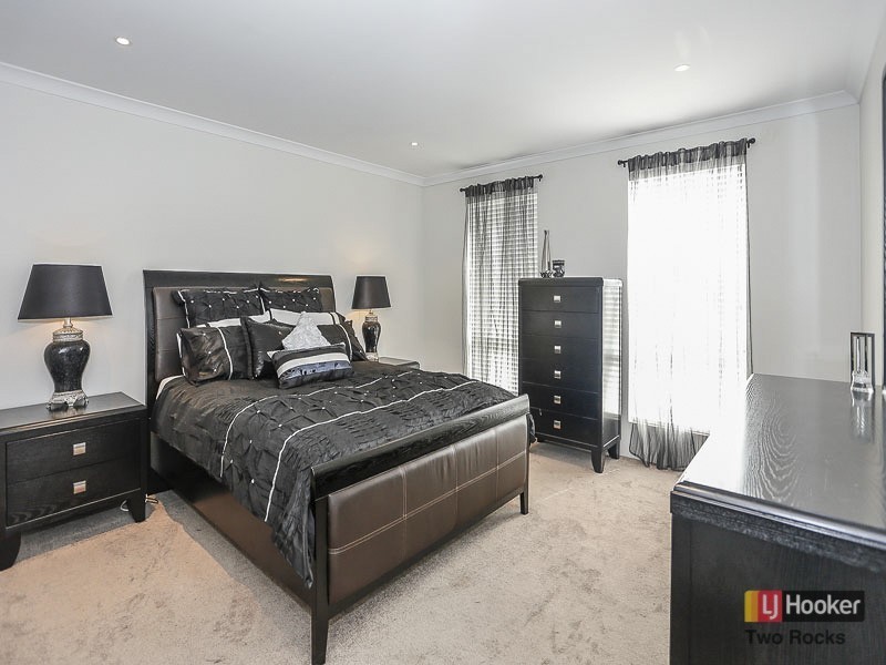 14 Current Street, Yanchep WA 6035