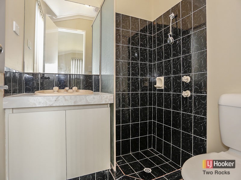 34 Damepattie Drive, Two Rocks WA 6037