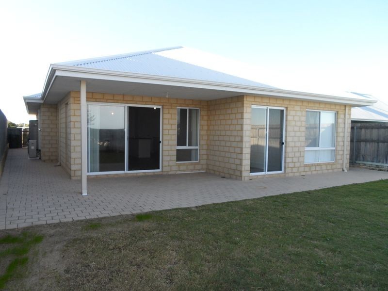 3 Seaside Avenue, Yanchep WA 6035