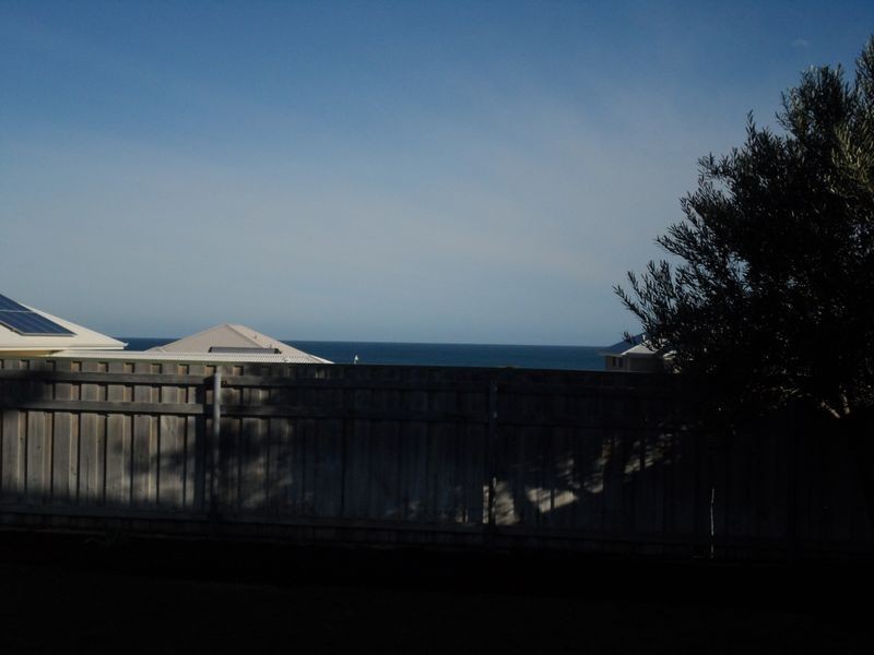 3 Seaside Avenue, Yanchep WA 6035