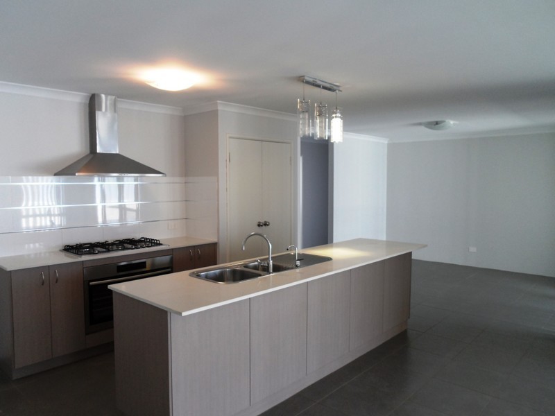 46 Jerrail Street, Yanchep WA 6035