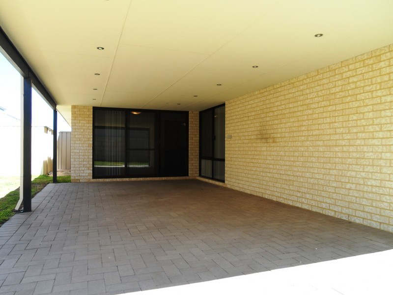 46 Jerrail Street, Yanchep WA 6035