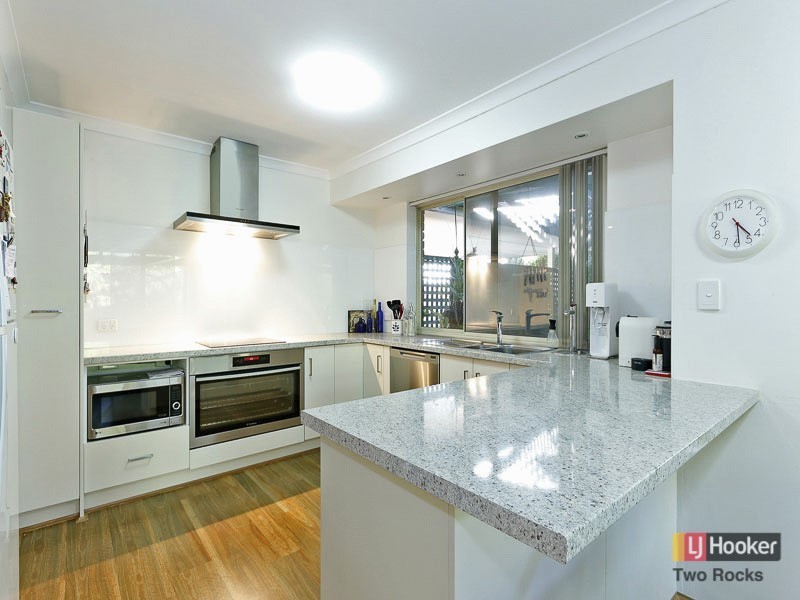 40 Sunningdale Road, Yanchep WA 6035