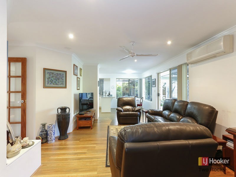 40 Sunningdale Road, Yanchep WA 6035