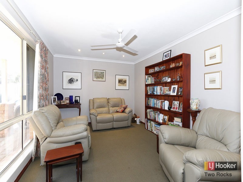 40 Sunningdale Road, Yanchep WA 6035
