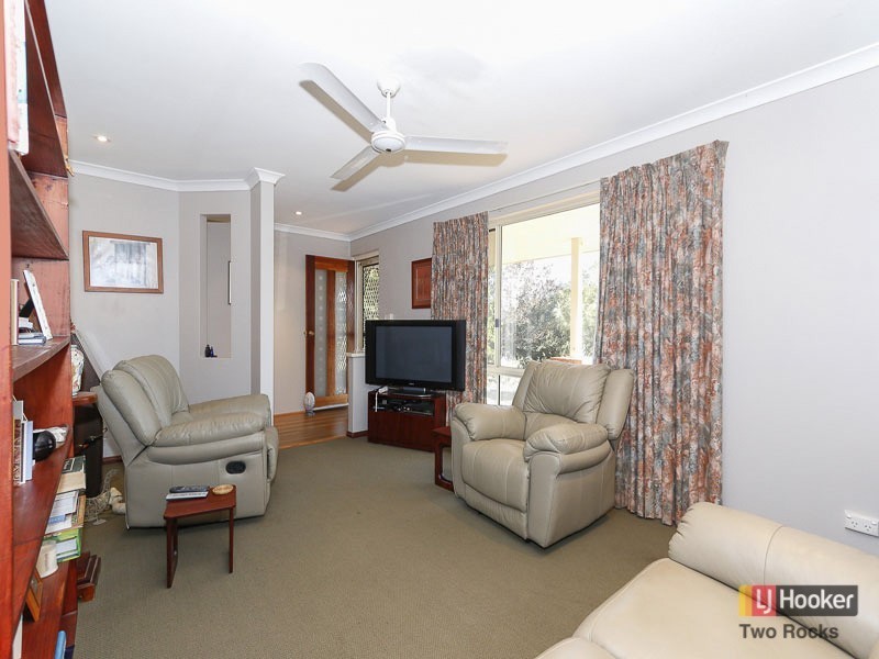 40 Sunningdale Road, Yanchep WA 6035