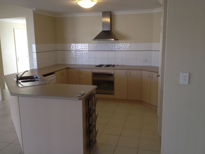 12 Clearview Street, Yanchep WA 6035