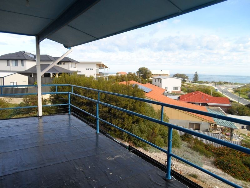 50 Wilkie Avenue, Yanchep WA 6035