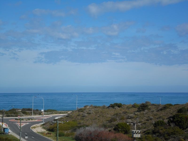 50 Wilkie Avenue, Yanchep WA 6035