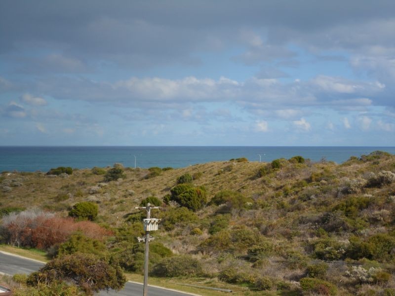 50 Wilkie Avenue, Yanchep WA 6035