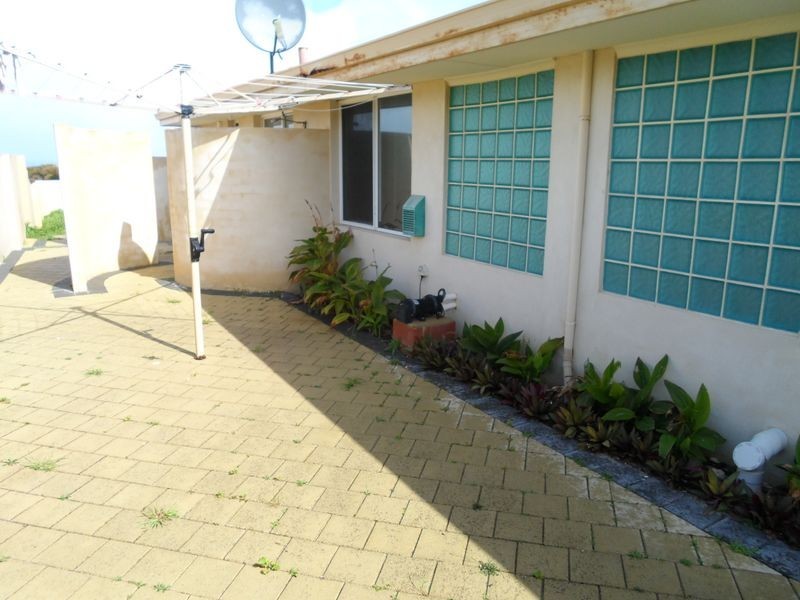 5 Gretel Court, Two Rocks WA 6037