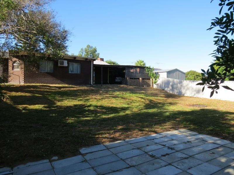 9 Wilson Place, Two Rocks WA 6037