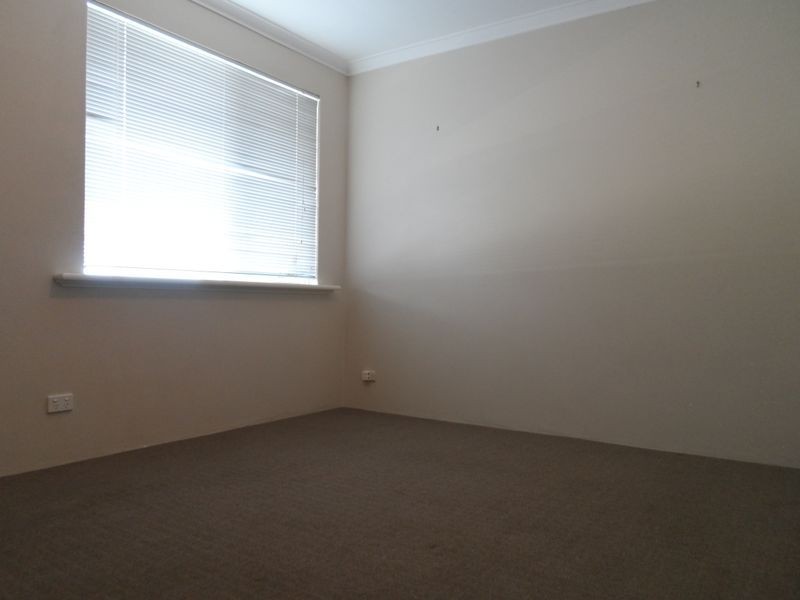 5 Brodia Place, Two Rocks WA 6037