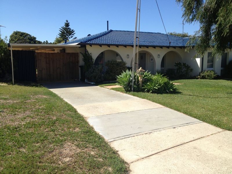 14 Blaxland Avenue, Two Rocks WA 6037