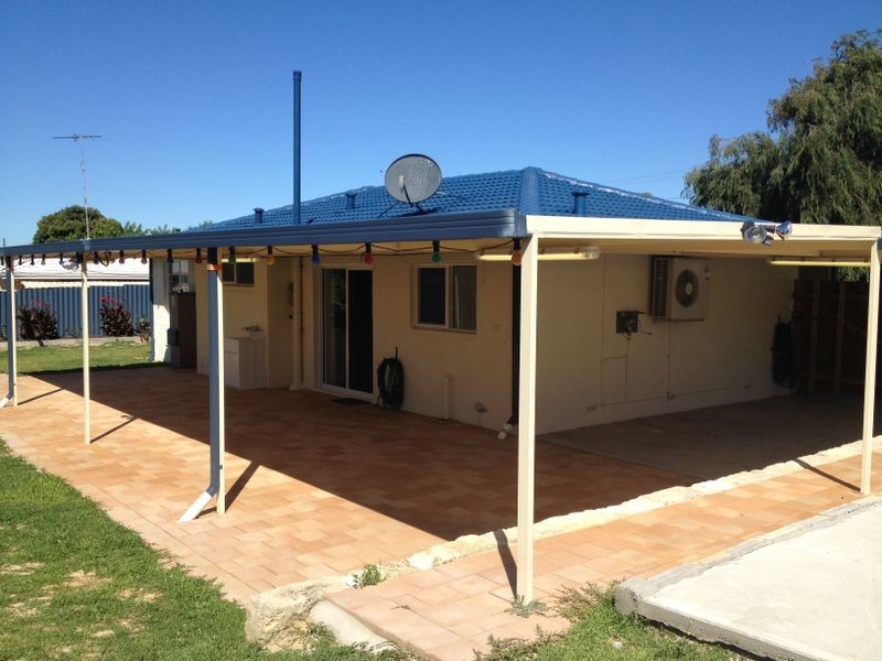 14 Blaxland Avenue, Two Rocks WA 6037