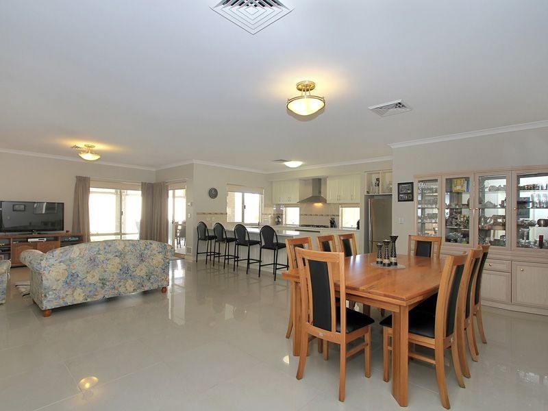 50 Weatherley Drive, Two Rocks WA 6037