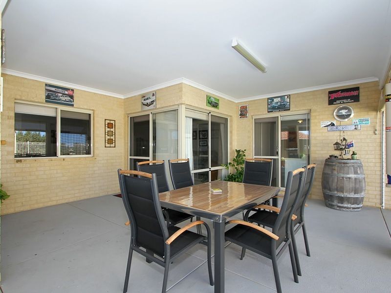 50 Weatherley Drive, Two Rocks WA 6037