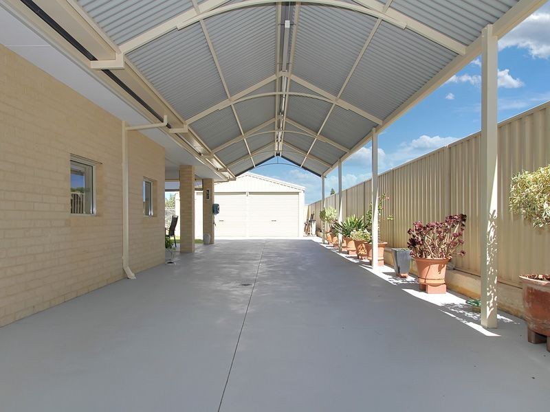 50 Weatherley Drive, Two Rocks WA 6037