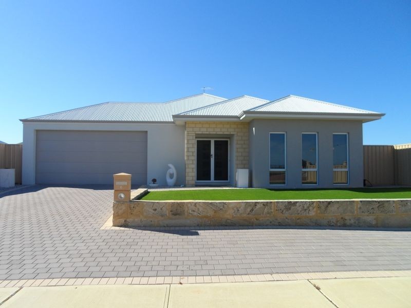 6 Llewellyn Way, Two Rocks WA 6037