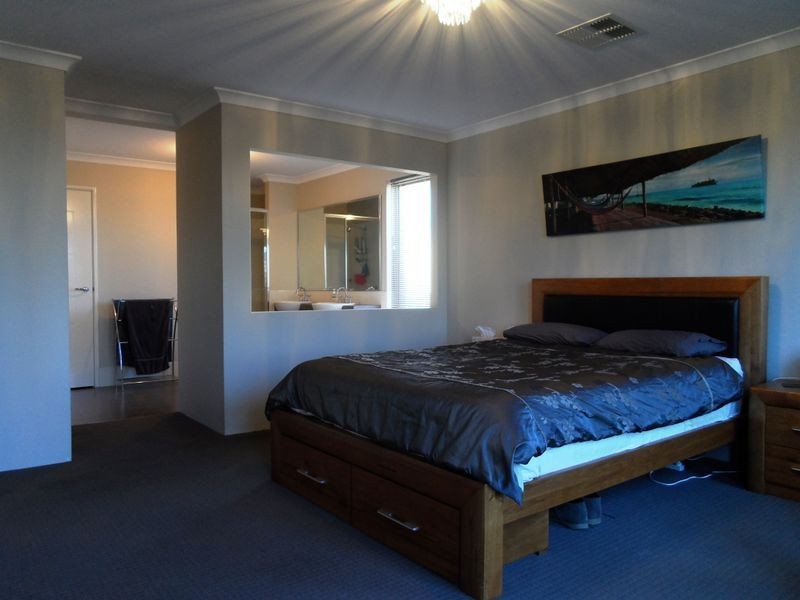 6 Llewellyn Way, Two Rocks WA 6037