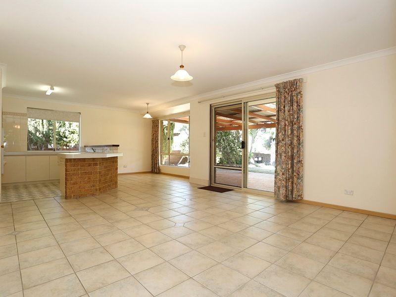 51 Whitfield Drive, Two Rocks WA 6037