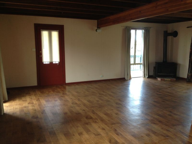 25 Fawkner Road, Two Rocks WA 6037