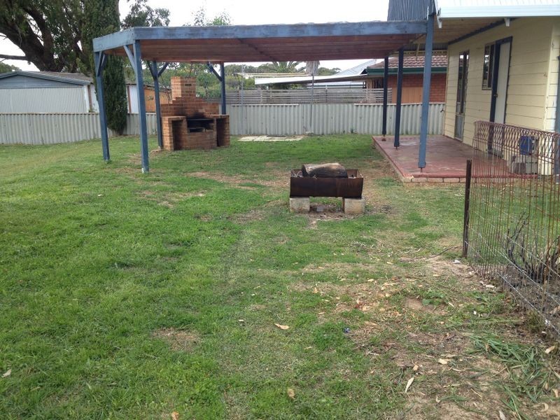 25 Fawkner Road, Two Rocks WA 6037