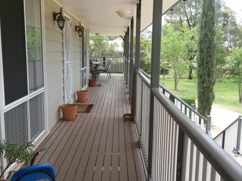8 Kirkby Avenue, Moree NSW 2400