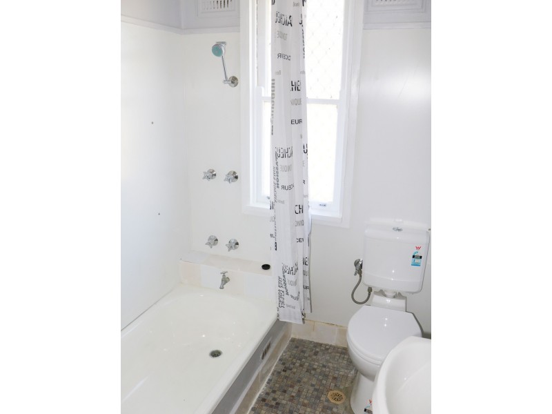 94 Adelaide Street, Moree NSW 2400