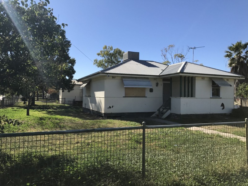 43 Adelaide Street, Moree NSW 2400