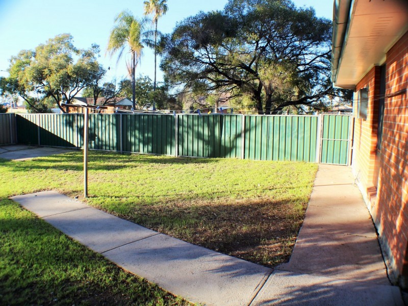 4 James Street, Moree NSW 2400