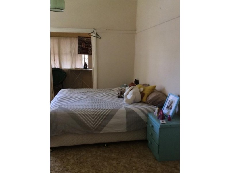 32 Iris Street, Moree NSW 2400