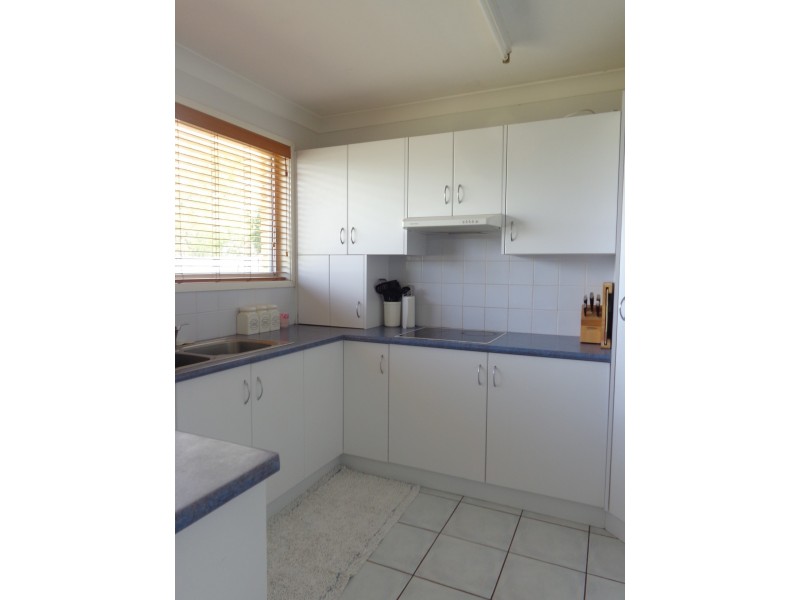 15 Helensvale Ave, Moree NSW 2400