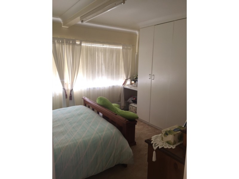 69 Dover Street, Moree NSW 2400