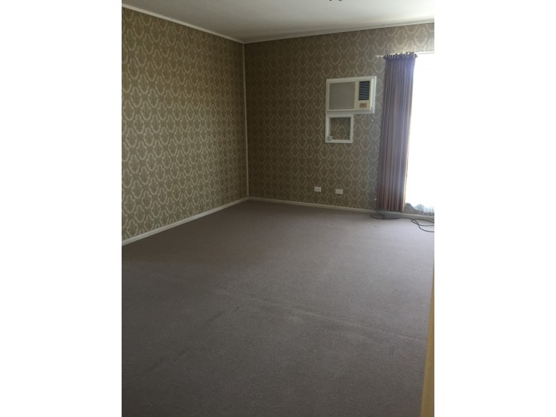 69 Dover Street, Moree NSW 2400