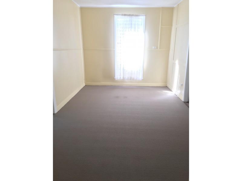 69 Dover Street, Moree NSW 2400