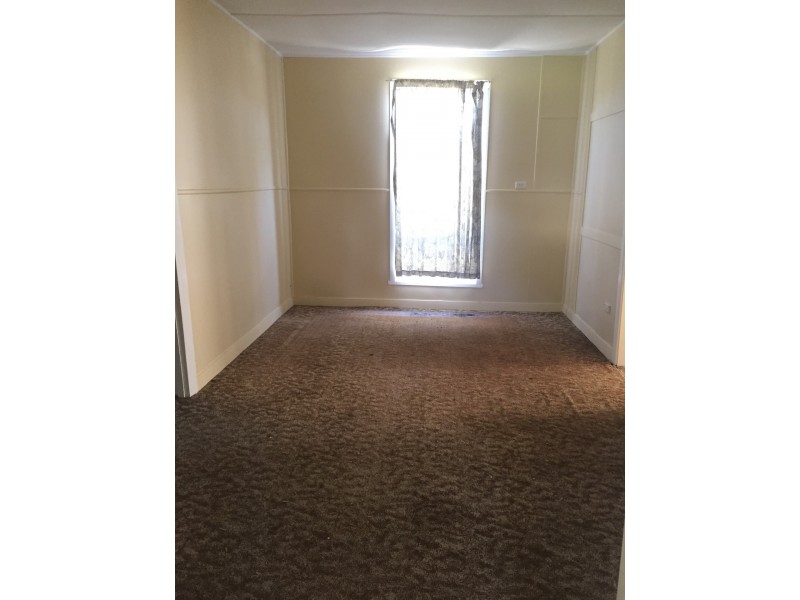 69 Dover Street, Moree NSW 2400