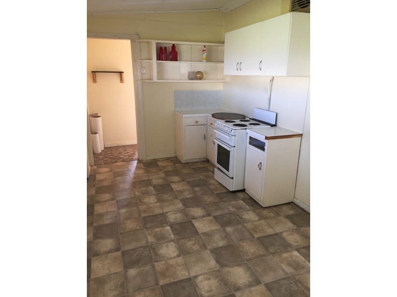 69 Dover Street, Moree NSW 2400