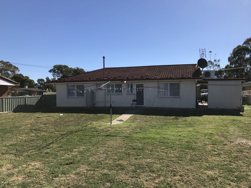 19 Wattle Crescent, Moree NSW 2400