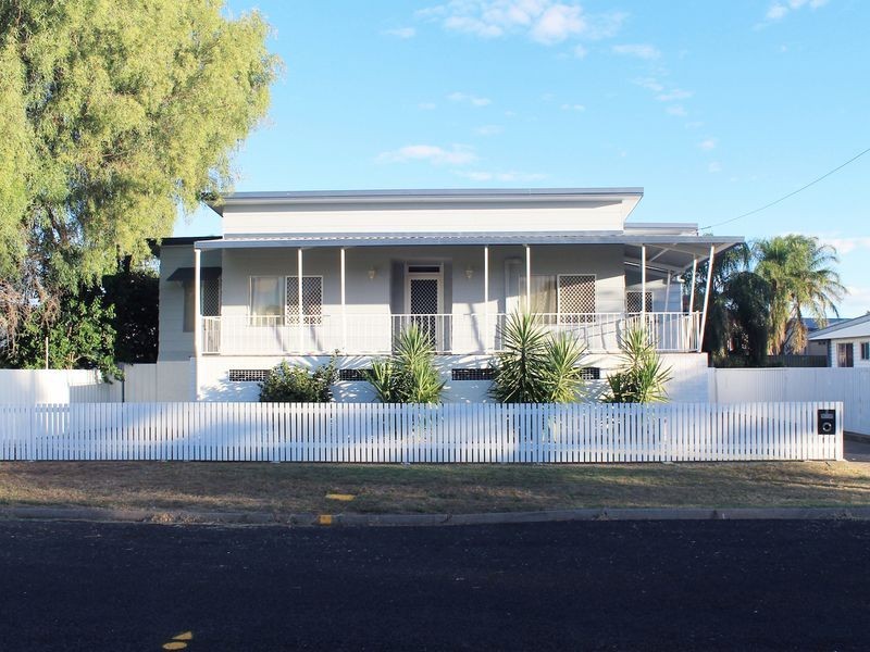 2 Mitchell Street, Moree NSW 2400