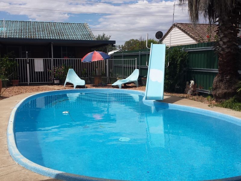 98 Amaroo Drive, Moree NSW 2400