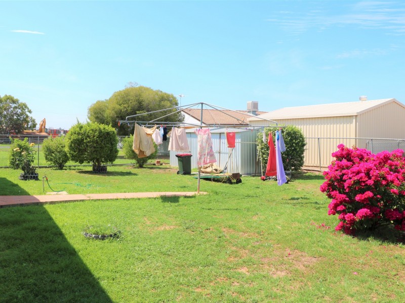 23 Wattle Crescent, Moree NSW 2400
