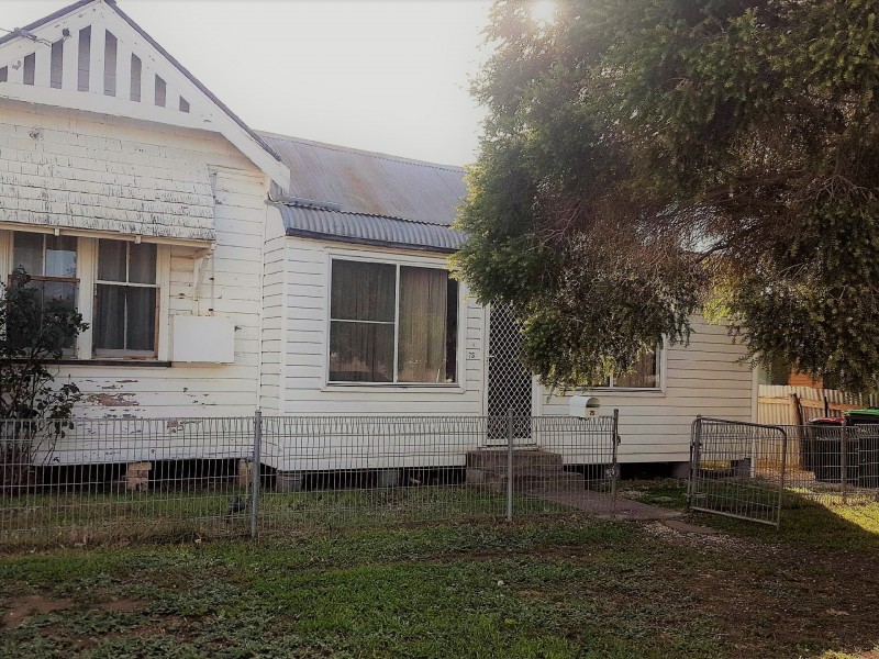 75 Edward Street, Moree NSW 2400