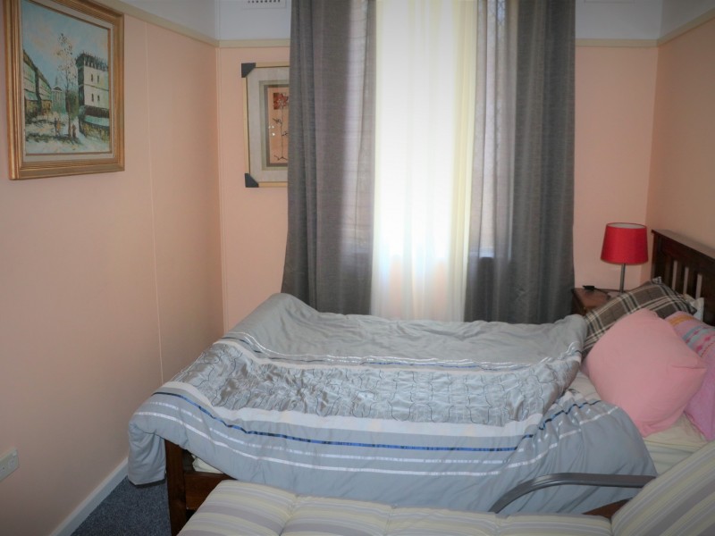 17 Dover Street, Moree NSW 2400