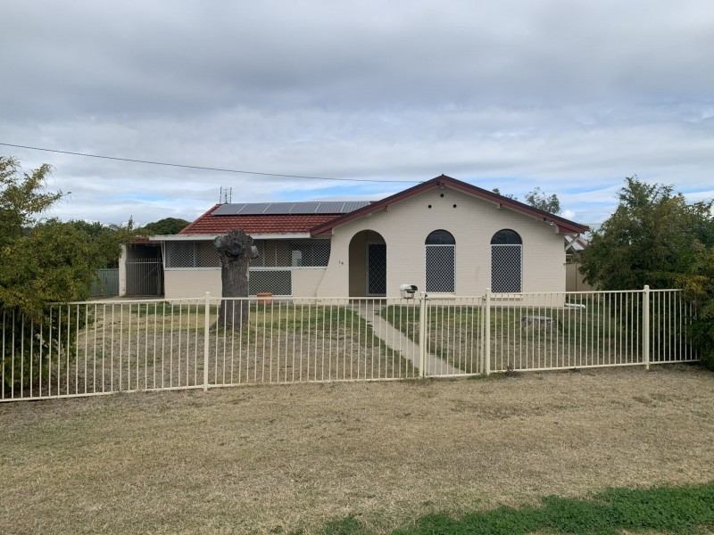 19 Wattle Crescent, Moree NSW 2400
