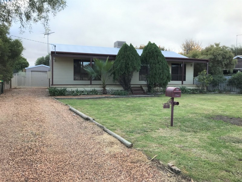 11 Bohenia Crescent, Moree NSW 2400