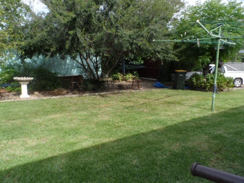 64 Oak Street, Moree NSW 2400
