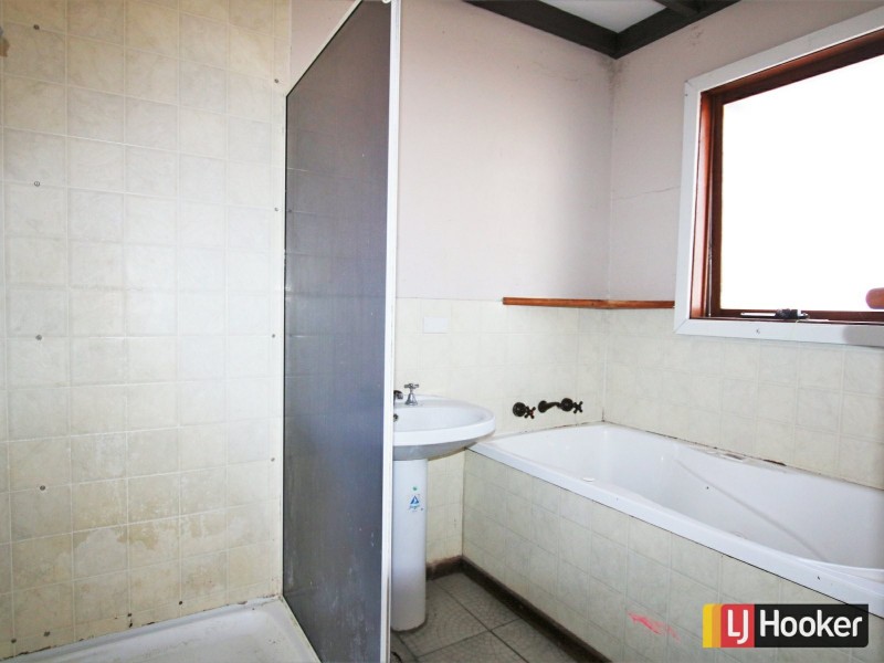 5 Robinson Road, Moree NSW 2400