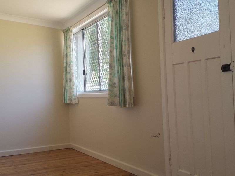 27 Oak Street, Moree NSW 2400