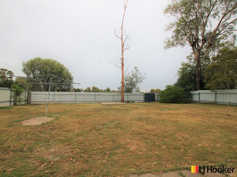 15 Helensvale Avenue, Moree NSW 2400